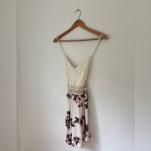 Elegant Floral Lace Dress in Cream and Pink